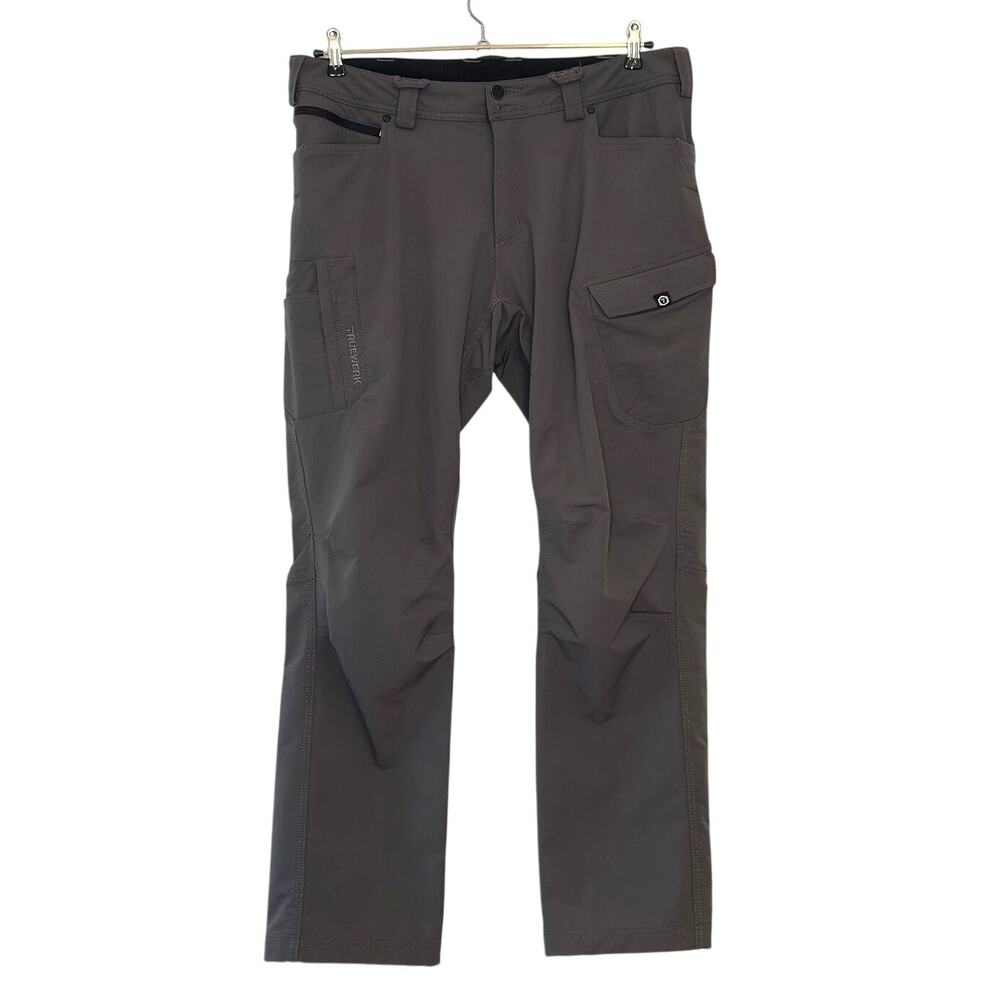 Truewerk Cargo Pants Mens 36x32 Gray Softshell Work Outdoor Utility Travel Hike - Picture 6 of 14